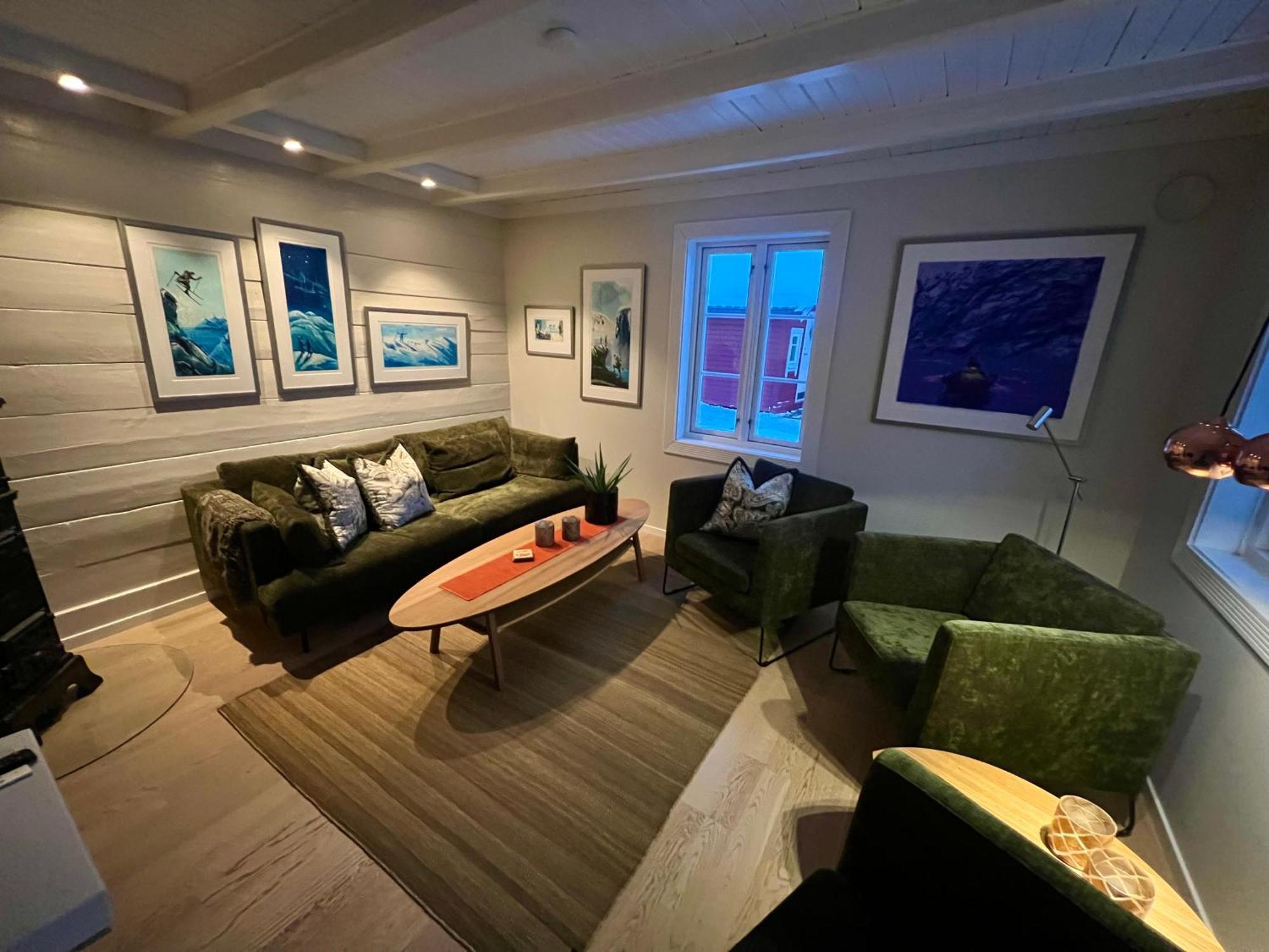 Kjosen Lodge, Lyngen. Lyngseidet Экстерьер фото
